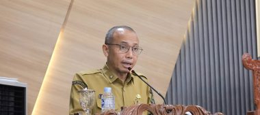 SEKDA KETAPANG SAMPAIKAN NOTA KEUANGAN PERUBAHAN APBD 2026, PEMKAB KETAPANG TEKANKAN INFRASTRUKTUR DAN KETAHANAN PANGAN