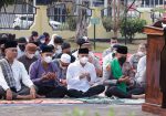 SEKDA KETAPANG HADIRI SHOLAT ISTISQA DI HALAMAN POLRES, WARGA DIAJAK MUHASABAH DAN MEMOHON HUJAN